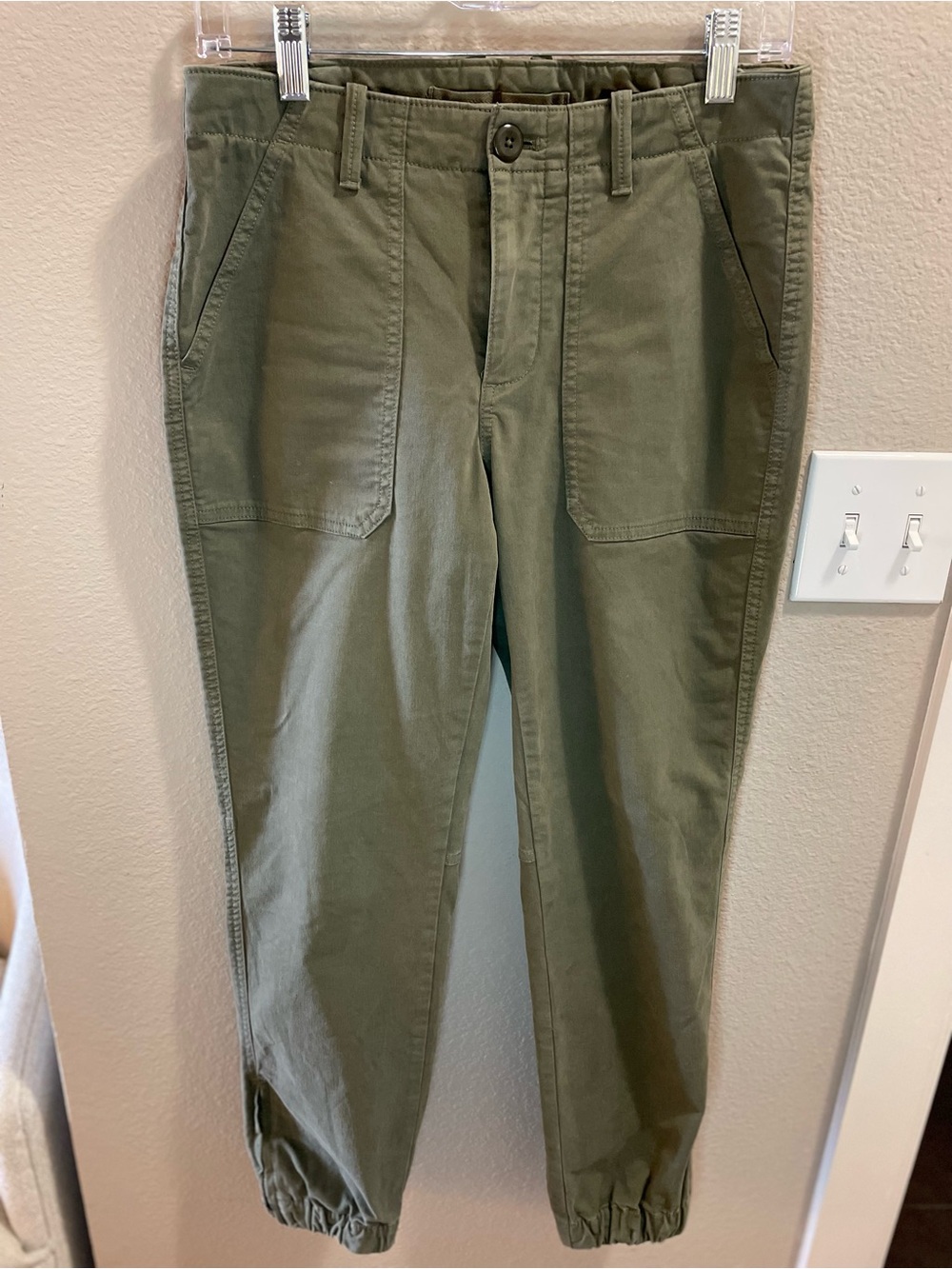 Banana Republic Olive Green Casual Jogger Pants